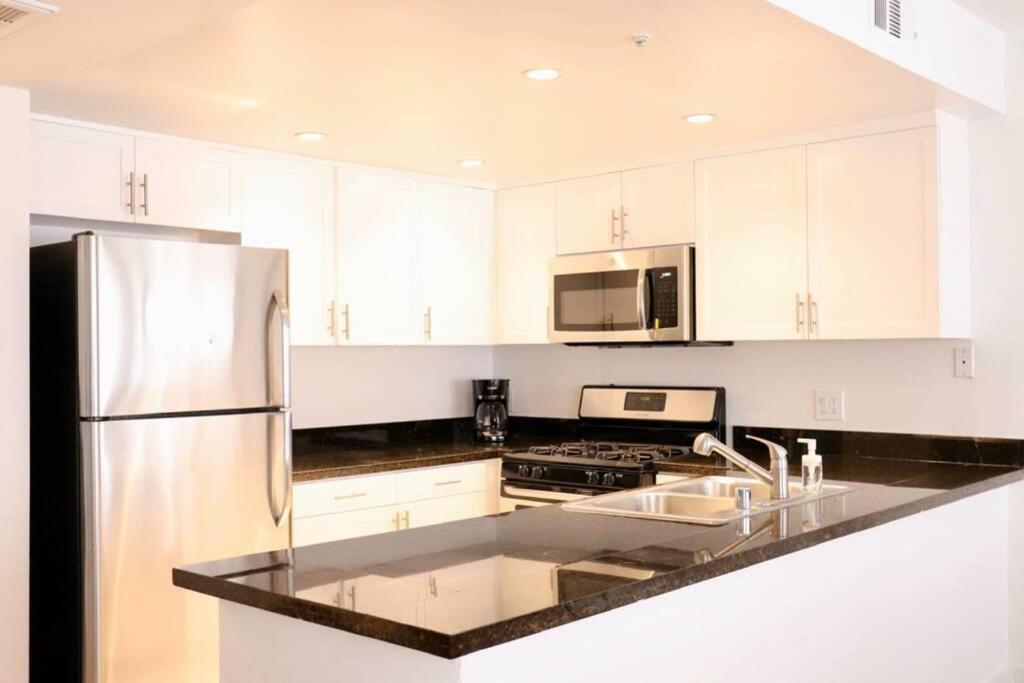 Heart Of West Hollywood Modern Suite 2 Bedroom 2 Bath 로스앤젤레스 외부 사진